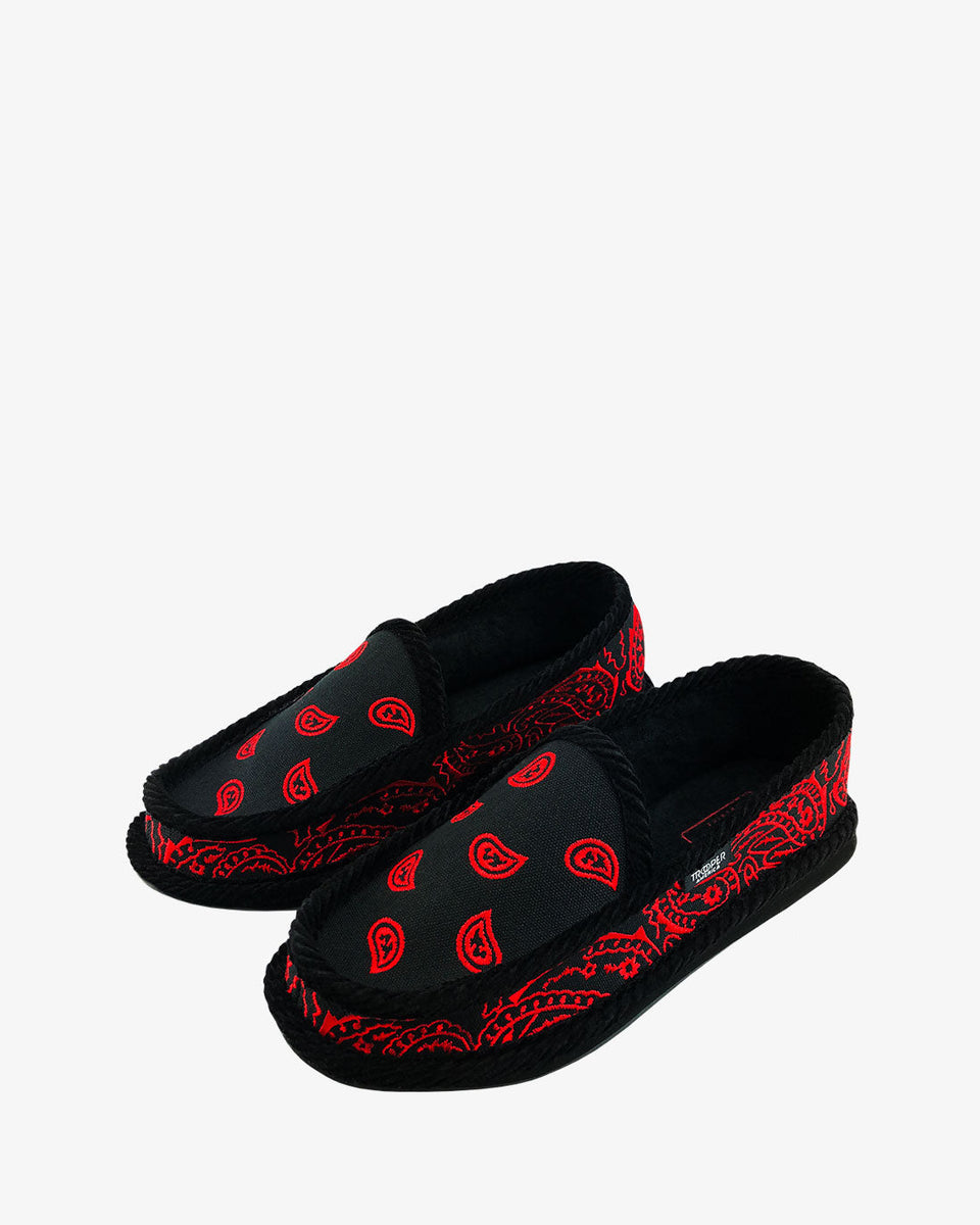 Red bandana sale slippers