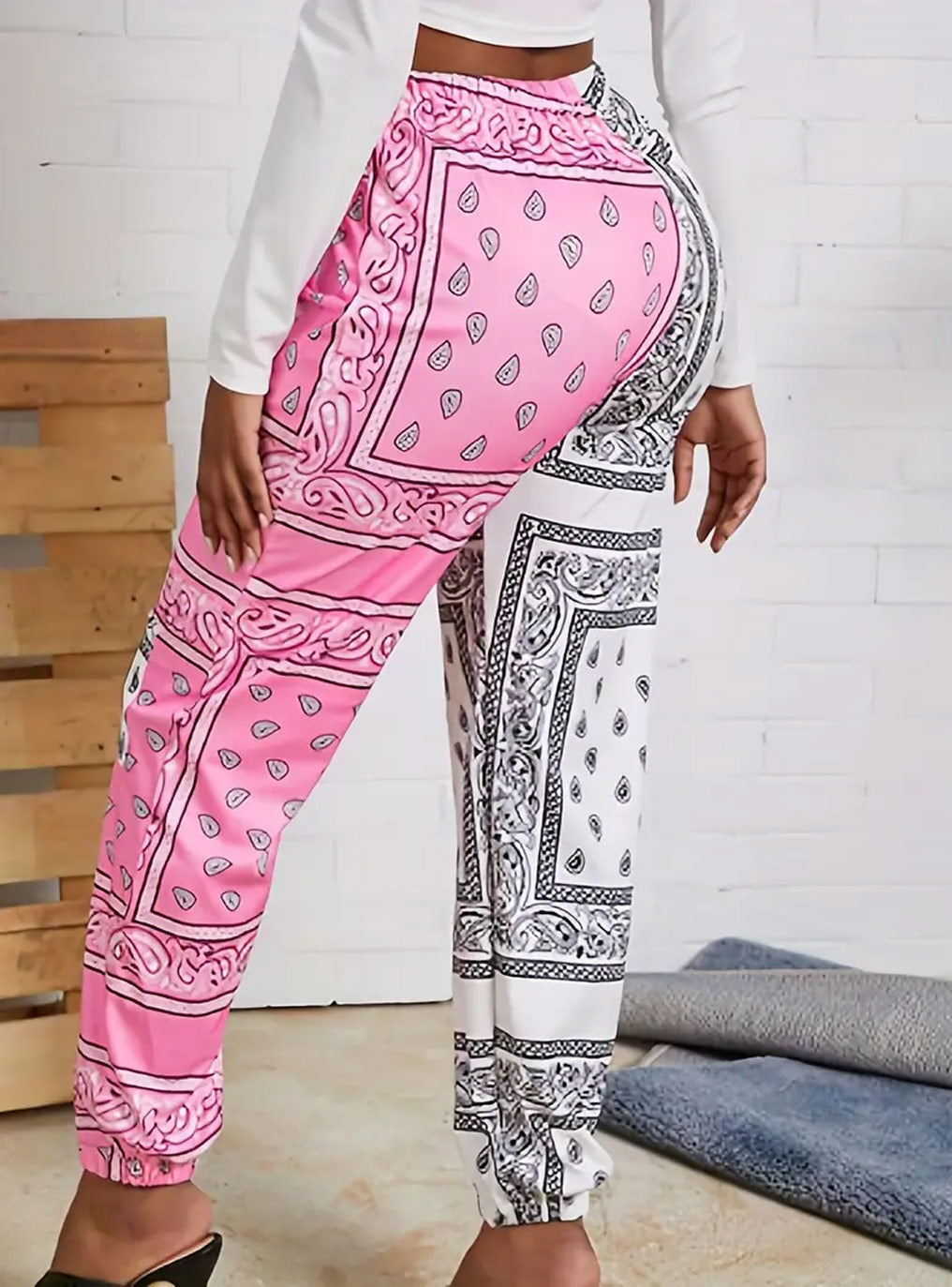 KT-001 Women's Plus-Size Paisley Joggers, Pink/White – Trooper America